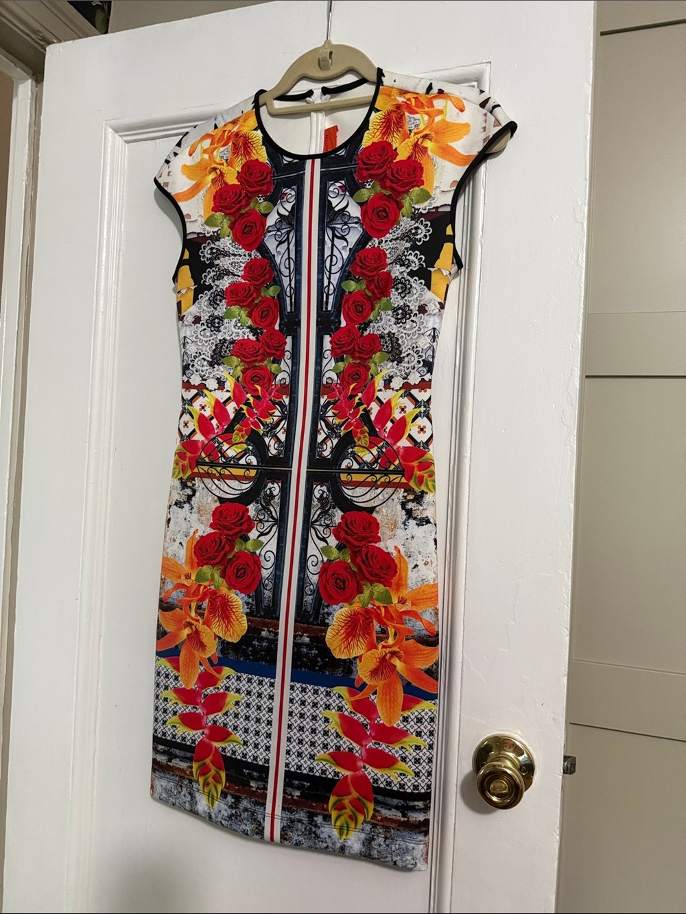 Clover Canyon Red & Orange Floral Print Cap-Sleeve Midi Dress